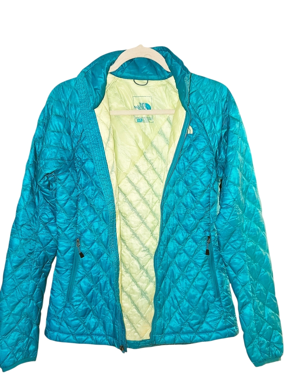 The North Face Women's Lightweight ThermoBall Eco Jacket in Teal & Yellow Small